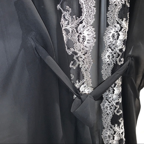 One Size Victoria's Secret Lace Trim Robe White Black Sheer Rare - Picture 4 of 12